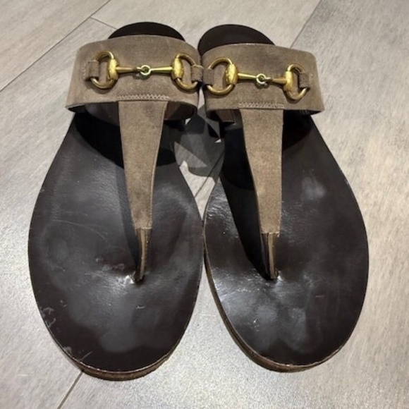 Authentic GUCCI Horsebit Flat Sandals Size 39 - Picture 1 of 11